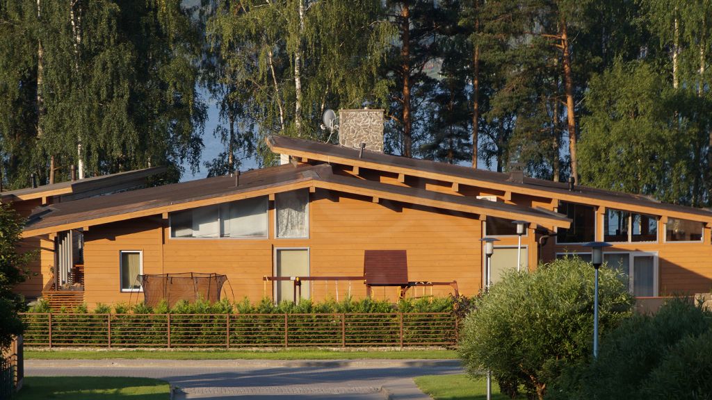 В чем заключаются главные особенности деревянных домов?